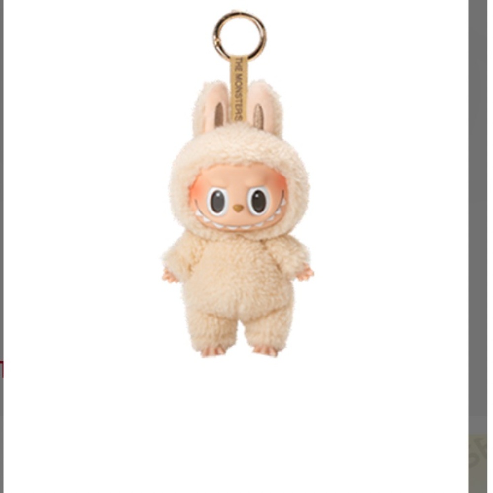Labubu, authentic brand new with box
Macaron SOYMILK LABUBU